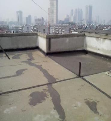 珠海市漏水维修 楼顶漏水是什么原因，楼顶漏水维修方法是什么?